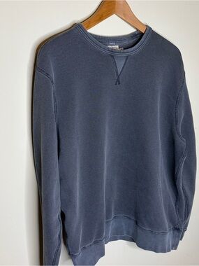 Faherty Men’s Sunwashed 100% Cotton Faded Black Sweatshirt